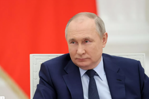 Путин: Русия ба Донбасс сулҳ меорад